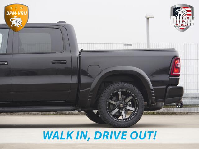 Dodge 1500 RAM | Laramie | Night | 3.0L I6 Hurricane | BPM-VRIJ | 4X4 | | BPM-VRIJ | 14,4-inch Touchscreen | Passenger Display | Getoonde accessoires zijn verkrijgbaar tegen meerprijs