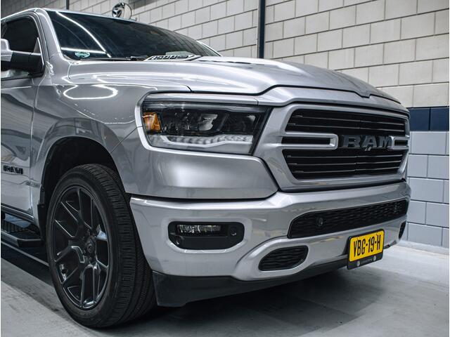 Dodge 1500 Ram Sport Night | Panoramadak | 5.7L HEMI V8 4x4 Crew Cab