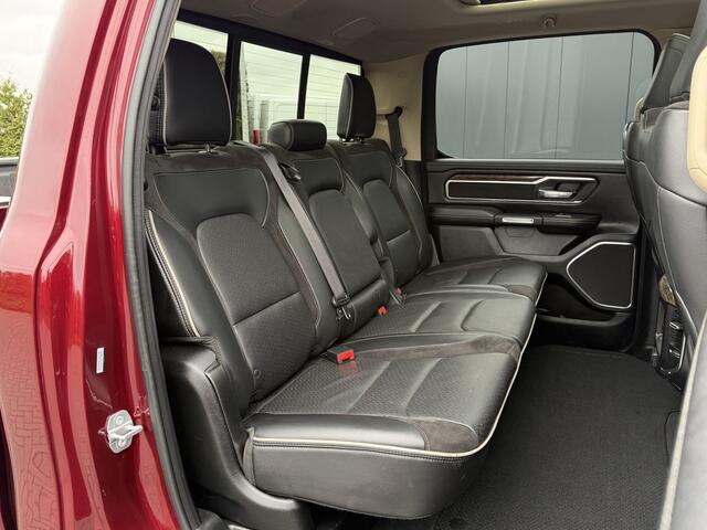 Dodge 1500 Ram 5.7 V8 LARAMIE / LPG / TREKHAAK 3.5T / ADAPTIVE CRUISE / CAMERA / PANO / 12 INCH SCREEN / DELMONICO RED