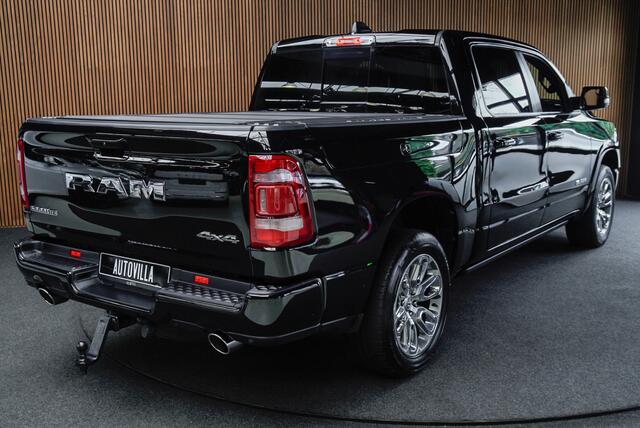 Dodge 1500 Ram 5.7 V8 4x4 Crew Cab Laramie Panodak Harman K. Leer Navi Alpine Stoelventilatie Camera Stoelverwarming voor en achter LPG onderbouw LED Elektr. verstelb. pedalen Trekhaak Elektr. in en uitklapbare sidesteps Luchtvering BTW autto