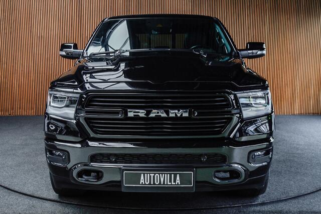 Dodge 1500 Ram 5.7 V8 4x4 Crew Cab Laramie Panodak Harman K. Leer Navi Alpine Stoelventilatie Camera Stoelverwarming voor en achter LPG onderbouw LED Elektr. verstelb. pedalen Trekhaak Elektr. in en uitklapbare sidesteps Luchtvering BTW autto