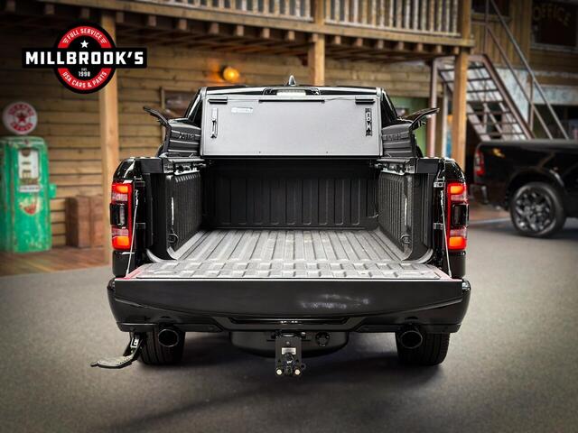 Dodge 1500 Ram 5.7 V8 Limited Night E-Torque BPM VRIJ, Rambox, LPG, ,Harman/Kardon, Heaad-up, Panorama, Digi Dash