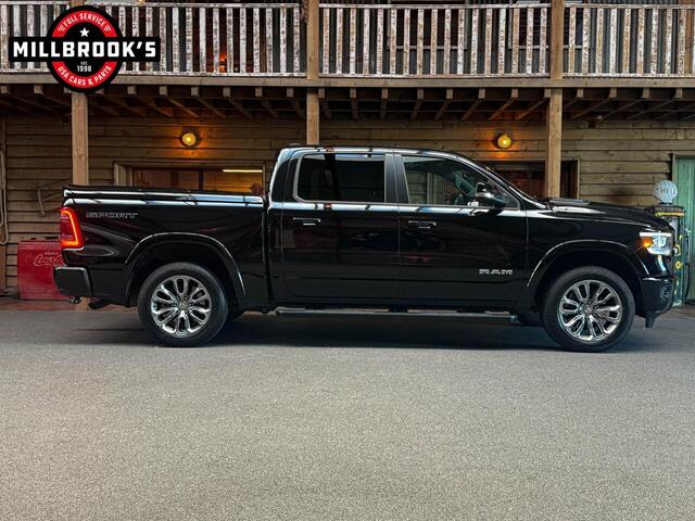 Dodge 1500 Ram Laramie Sport Pentastar, origineel Nederlands, 1e eigenaar, Panorama, Apple Carplay