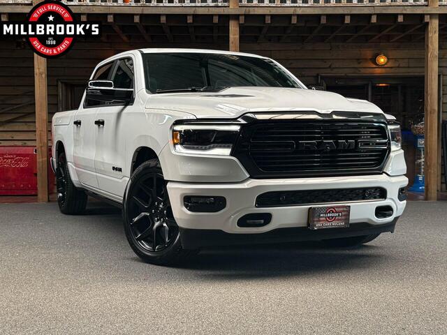Dodge 1500 Ram 5.7 V8 Laramie Night, BPM VRIJ, Rambox, Adaptieve Cruise Control, LPG, Panoramadak, 12'' s