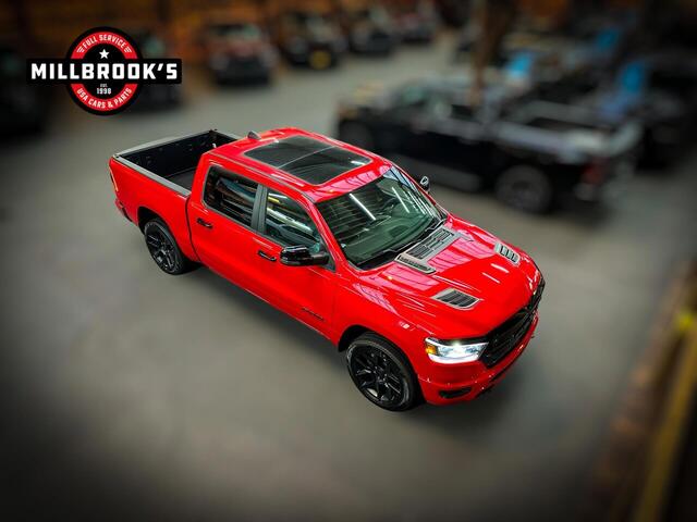 Dodge 1500 Ram 5.7 V8 4x4 Crew Cab 5'7 Laramie Night, BPM VRIJ, LPG,