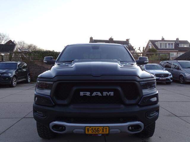 Dodge 1500 Ram Rebel | Off-Road | V8 Edition