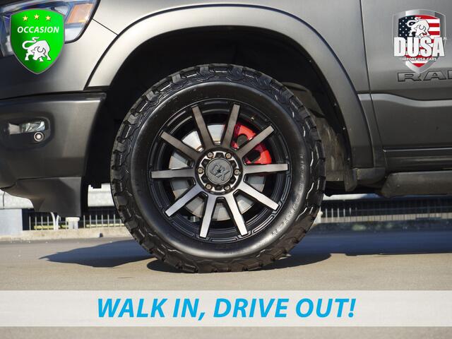 Dodge 1500 RAM | Laramie | 5.7 V8 | 4x4 | Crew Cab Guerrilla Exhaust | LPG | Deksel | Wrap | XD Wheels | Calipers