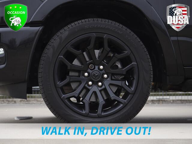 Dodge 1500 RAM | | Limited | 3.0L Twin-Turbo I6 | High Output | Xpell | Tint | Diamond Cover | Red Accent Nieuw Binnen!