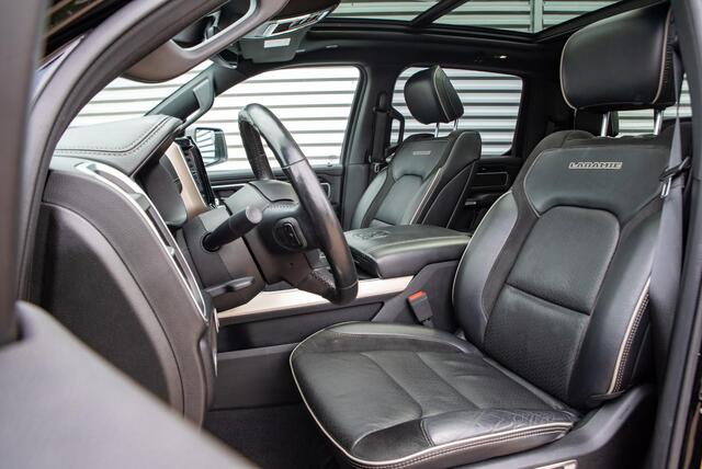 Dodge 1500 Ram 5.7 V8 4x4 Crew Cab Laramie Panoramadak