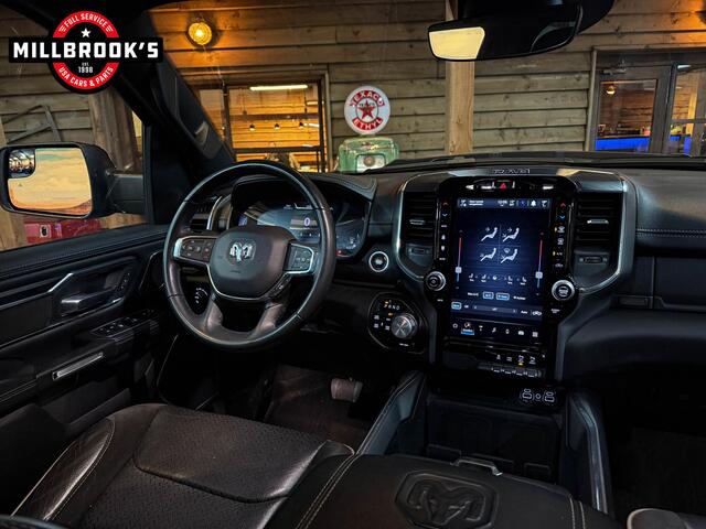 Dodge 1500 Ram 5.7 V8 Laramie LPG, Panorama, Harman/kardon, Huif