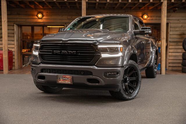 Dodge 1500 Ram 5.7 V8 4x4 Crew Cab Limited | pano | Carplay | Fuel velgen |