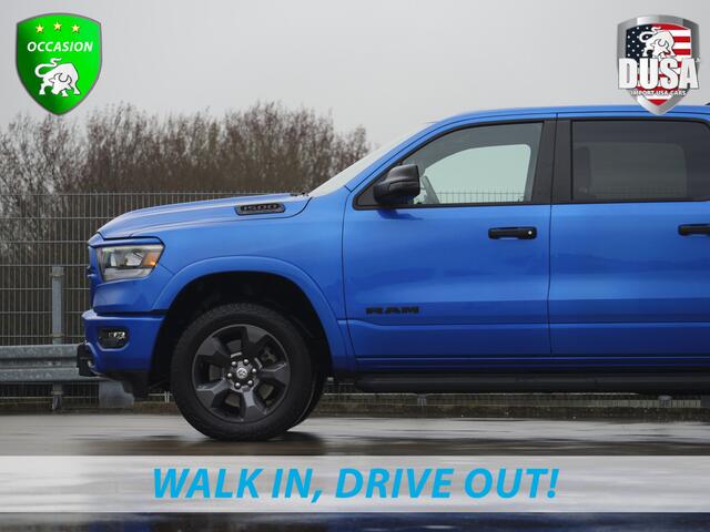 Dodge 1500 RAM | | Bighorn | 5.7 HEMI V8 | 4x4 | Crew Cab | Build To Serve | Deksel | LPG | Panorama dak Nieuw Binnen!