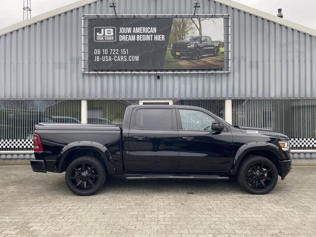 Dodge 1500 Ram 5.7 V8 4x4 Pano-dak L-vering N.A.P.