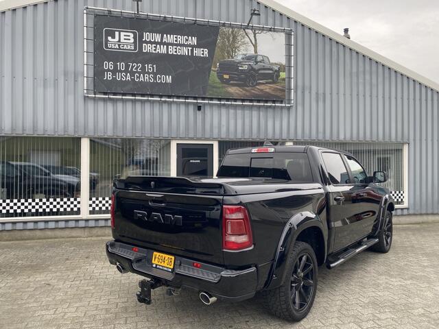 Dodge 1500 Ram 5.7 V8 4x4 Pano-dak L-vering N.A.P.