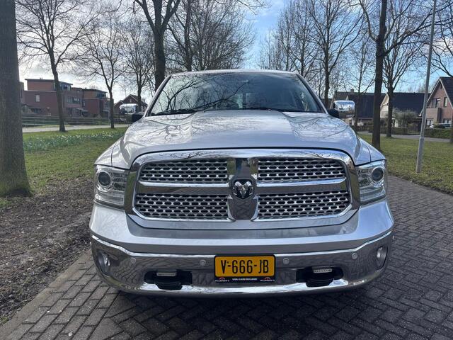 Dodge 1500 Ram 5.7 V8 Quad Cab 6'4 Laramie LAGE BIJTELLING!