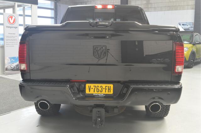 Dodge 1500 Ram 5.7 V8 4x4 Quad Cab 6'4 Sport // LEDER // NAVI // CAMERA // TREKHAAK // SCHUIFDAK // CLIMA //