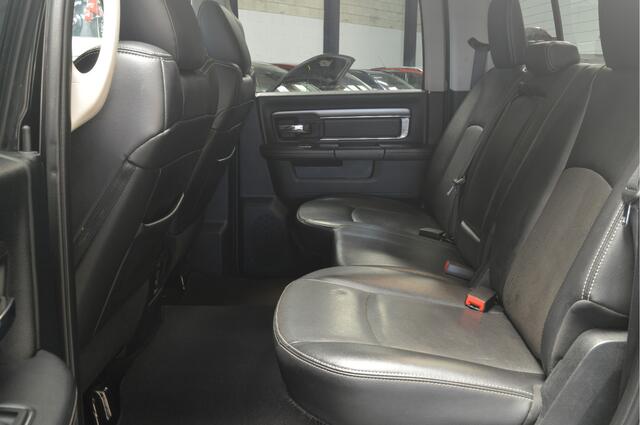 Dodge 1500 Ram 5.7 V8 4x4 Quad Cab 6'4 Sport // LEDER // NAVI // CAMERA // TREKHAAK // SCHUIFDAK // CLIMA //