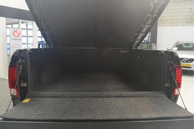 Dodge 1500 Ram 5.7 V8 4x4 Quad Cab 6'4 Sport // LEDER // NAVI // CAMERA // TREKHAAK // SCHUIFDAK // CLIMA //