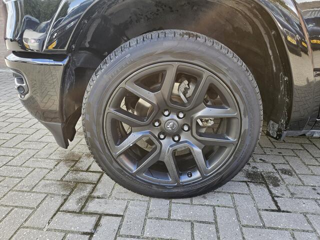 Dodge 1500 Ram 5.7 V8 4x4 Crew Cab 5'7 Limited