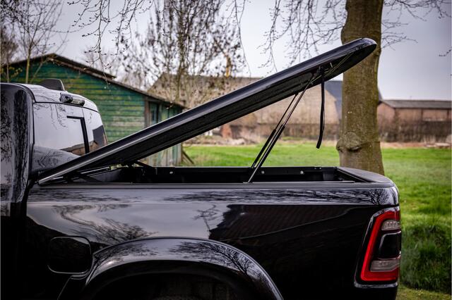 Dodge 1500 Ram 5.7 V8 4x4 Crew Cab Limited Stoelventilatie Luchtvering LPG