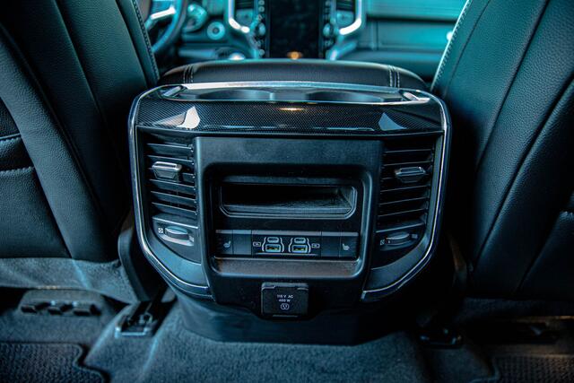 Dodge 1500 Ram 5.7 V8 Laramie night | 1900 km rij bereik | | 1e eigenaar | org nl |