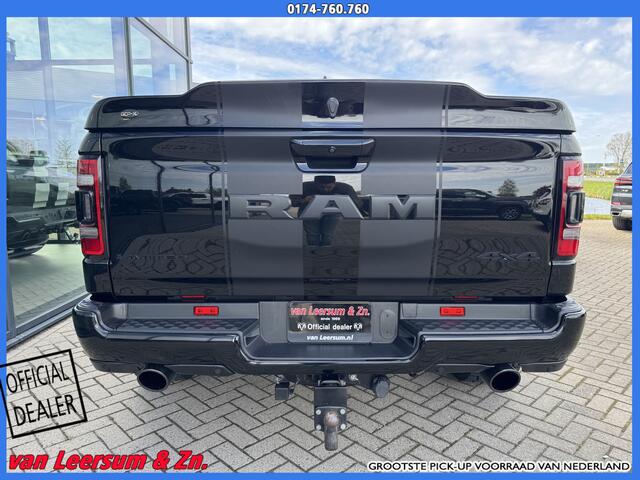 Dodge 1500 Ram 5.7 V8 4x4 Crew Cab Limited | Pano | H&K | bullbar