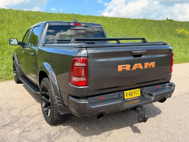 Dodge 1500 Ram 5.7 HEMI V8 4x4 Crew Cab Big Horn CUSTOM COPPER WIDEBODY | 4-PLAY WHEELS 22" | PANO | ALPINE | CUSTOM LEATHER