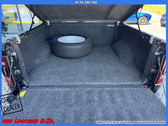 Dodge 1500 Ram 5.7 V8 4x4 Crew Cab Big Horn | Pano | Uitlaatklep | Leer