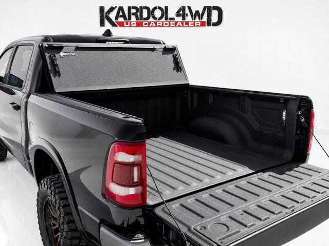 Dodge 1500 Ram 5.7 V8 4x4 Crew Cab Longhorn | Bakflip | Incl LPG | Fuel 22INCH velgenset| Geheel rijklaar incl. Garantie