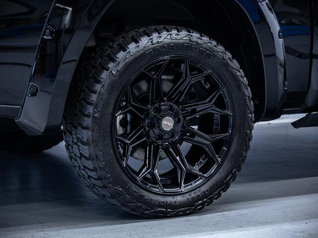 Dodge 1500 Ram Limited Night Edition | Digitale cluster | 5.7L HEMI V8