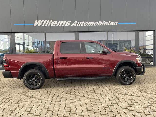 Dodge 1500 Ram 5.7 V8 4x4 Crew Cab Rebel Stoelverwarming, Camera & App-Connect