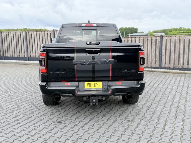 Dodge 1500 RAM 5.7 HEMI V8 4x4 CC LARAMIE WIDE BODY NIGHT ED.