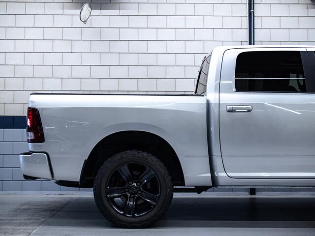 Dodge 1500 Ram Sport | 5.7L HEMI V8 4x4
