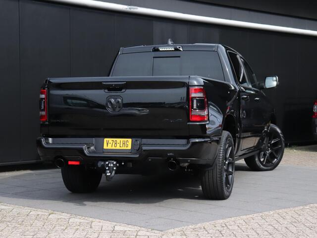 Dodge 1500 Ram 5.7 V8 4x4 Crew Cab Sport | PANO-DAK | HEAD-UP | LUCHTVERING | TREKHAAK | ALPINE AUDIO | STOELVERK. | CAMERA | NAVI | CRUISE | H&K |
