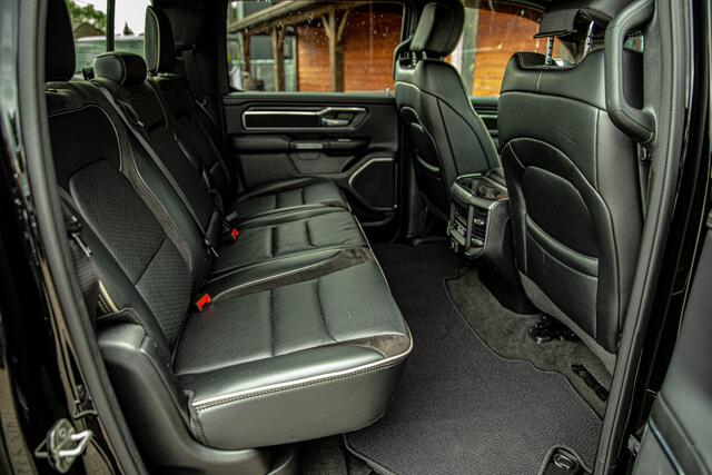 Dodge 1500 Ram 5.7 V8 4x4 Crew Cab Laramie