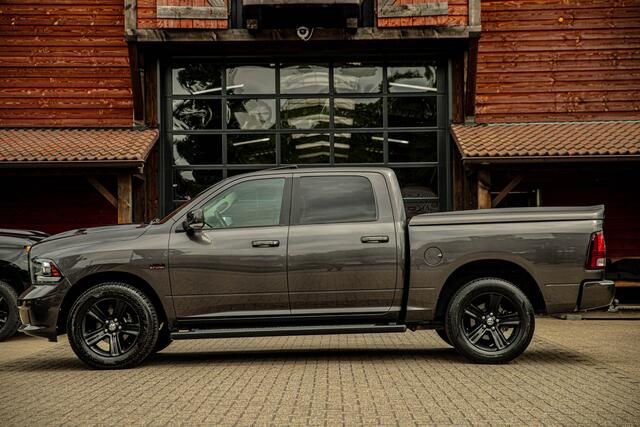 Dodge 1500 Ram 5.7 V8 Crew Cab 5'7 sport !! Lage bijtelling !!