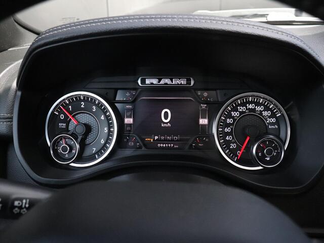 Dodge 1500 Ram 5.7 V8 4x4 Crew Cab Laramie | LEDER | MEMORY | PANO-DAK | HEAD-UP | LUCHTVERING | TREKHAAK | H&K | STOELVERK. | CAMERA | NAVI | CRUISE |