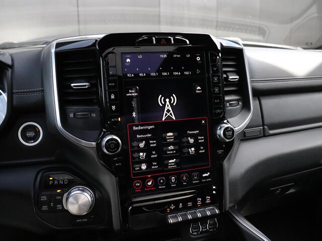 Dodge 1500 Ram 5.7 V8 4x4 Crew Cab Laramie | LEDER | MEMORY | PANO-DAK | HEAD-UP | LUCHTVERING | TREKHAAK | H&K | STOELVERK. | CAMERA | NAVI | CRUISE |