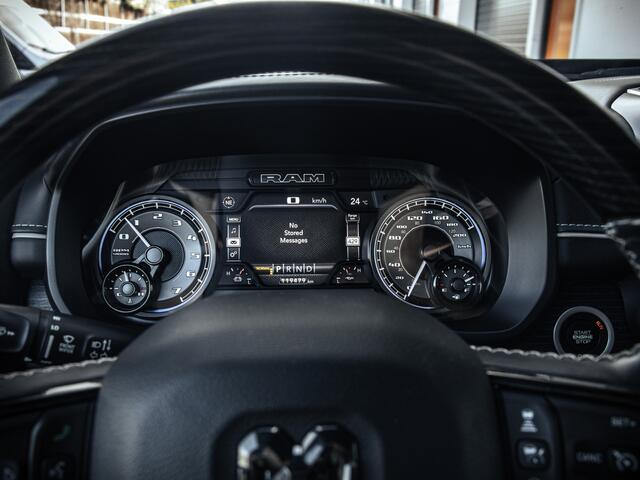 Dodge 1500 Ram 5.7 V8 4x4 Crew Cab Limited Night Edition | Rambox | 1e Eigenaar