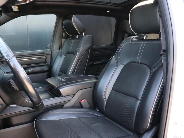 Dodge 1500 Ram 5.7 V8 4x4 Crew Cab Limited | LEDER | MEMORY | PANO-DAK | HEAD-UP | LUCHTVERING | TREKHAAK | H&K | STOELVERK. | CAMERA | NAVI | CRUISE |