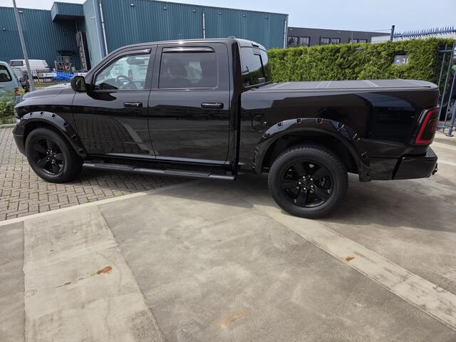 Dodge 1500 RAM 5.7 hemi 4x4 Crew Cab 5'7 bj 2024 LPG Nap