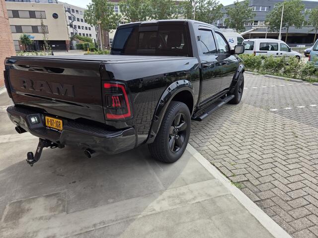 Dodge 1500 RAM 5.7 hemi 4x4 Crew Cab 5'7 bj 2024 LPG Nap