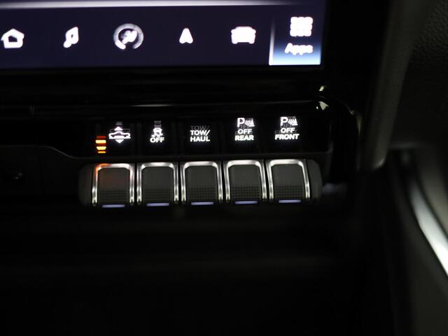 Dodge 1500 Ram 5.7 V8 4x4 Crew Cab Laramie Night | Prins LPG | Luchtvering | Adaptieve Cruise Control | Head Up Display | Digitaal Cockpit