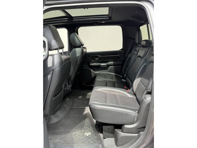 Dodge 1500 Ram 5.7 V8 4x4 Crew Cab Laramie G/T-Luchtvering-Pano-Keyless-H&K-LPG-Grootscherm-Laaddeksel