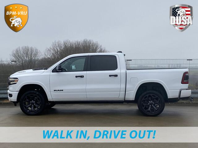 Dodge 1500 Ram | Limited | 5.7L HEMI | 4X4 Night Edition | Panoramadak | Luchtvering | BPM VRIJ Getoonde accessoires zijn verkrijgbaar tegen meerprijs