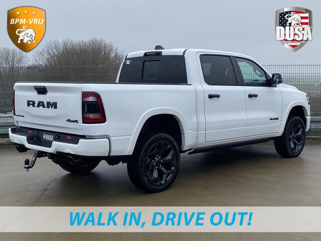 Dodge 1500 Ram | Limited | 5.7L HEMI | 4X4 Night Edition | Panoramadak | Luchtvering | BPM VRIJ Getoonde accessoires zijn verkrijgbaar tegen meerprijs