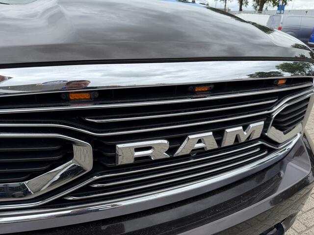 Dodge 1500 Ram 5.7 V8 4x4 Crew Cab 5'7 Longhorn Laramie / vaste prijs rijklaar ¤ 24.950 marge / euro 6 / lease vanaf ¤ 407 / luchtvering / bedslide / trekhaak 3500 kg / goed onderhouden !