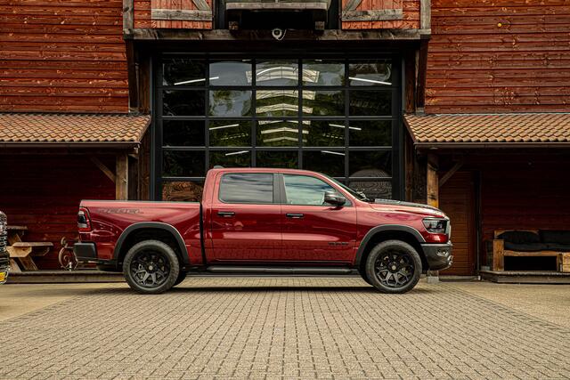 Dodge 1500 Ram Rebel Night !! Actie !!! Laatste rebel v8 .