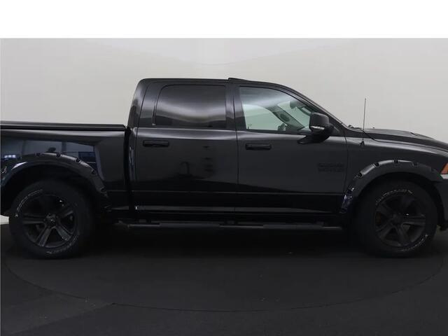 Dodge 1500 Ram 5.7 V8 4x4 Quad Cab 6'4 Sport 1500 5.7 HEMI V8 4x4 Quad Cab 6'4 Sport | LPG | Schuif/kanteldak | Winterpakket 06-2018 193.725 KM