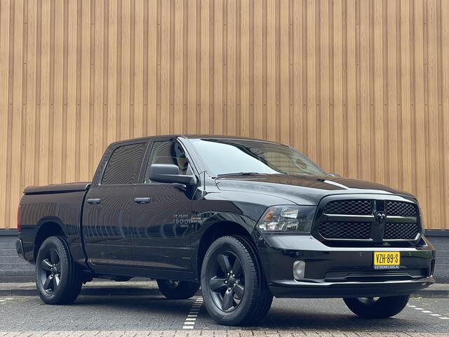 Dodge 1500 RAM CLASSIC 5.7 V8 CLASSIC NIGHT 4x4 | LPG | | 3500KG Trekken | Apple Carplay | Cruise Control | Achteruitrij Camera | 20'' Lichtmetaal |